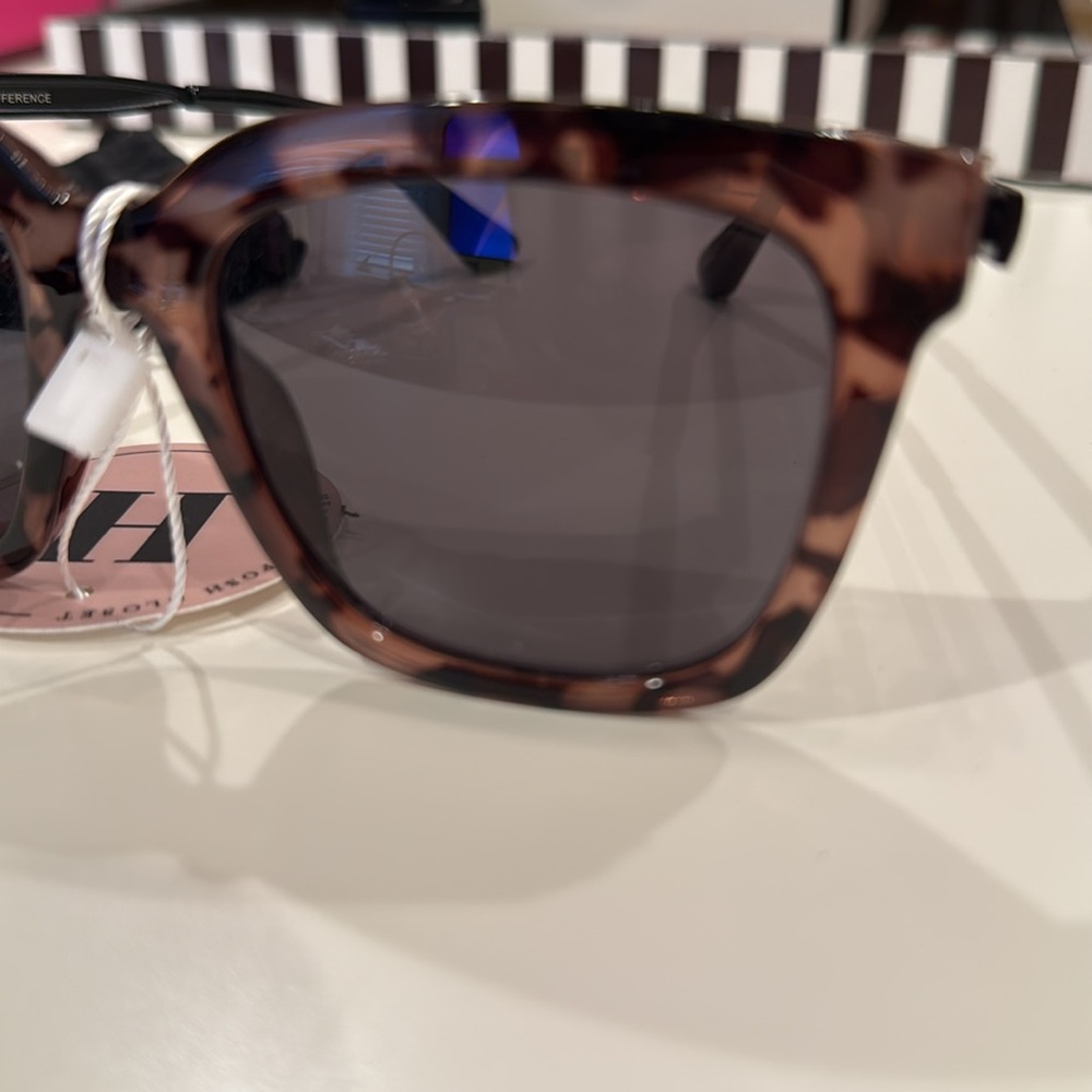 Diff Eyewear Tortoise Shell Sunglasses - Picture 5 of 5